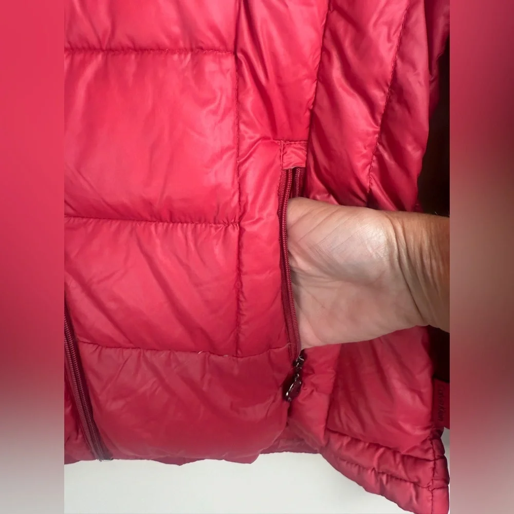 Calvin Klein Down Puffer Jacket Womens Size S Red Full Zip Packable LTWT FLAW‎
